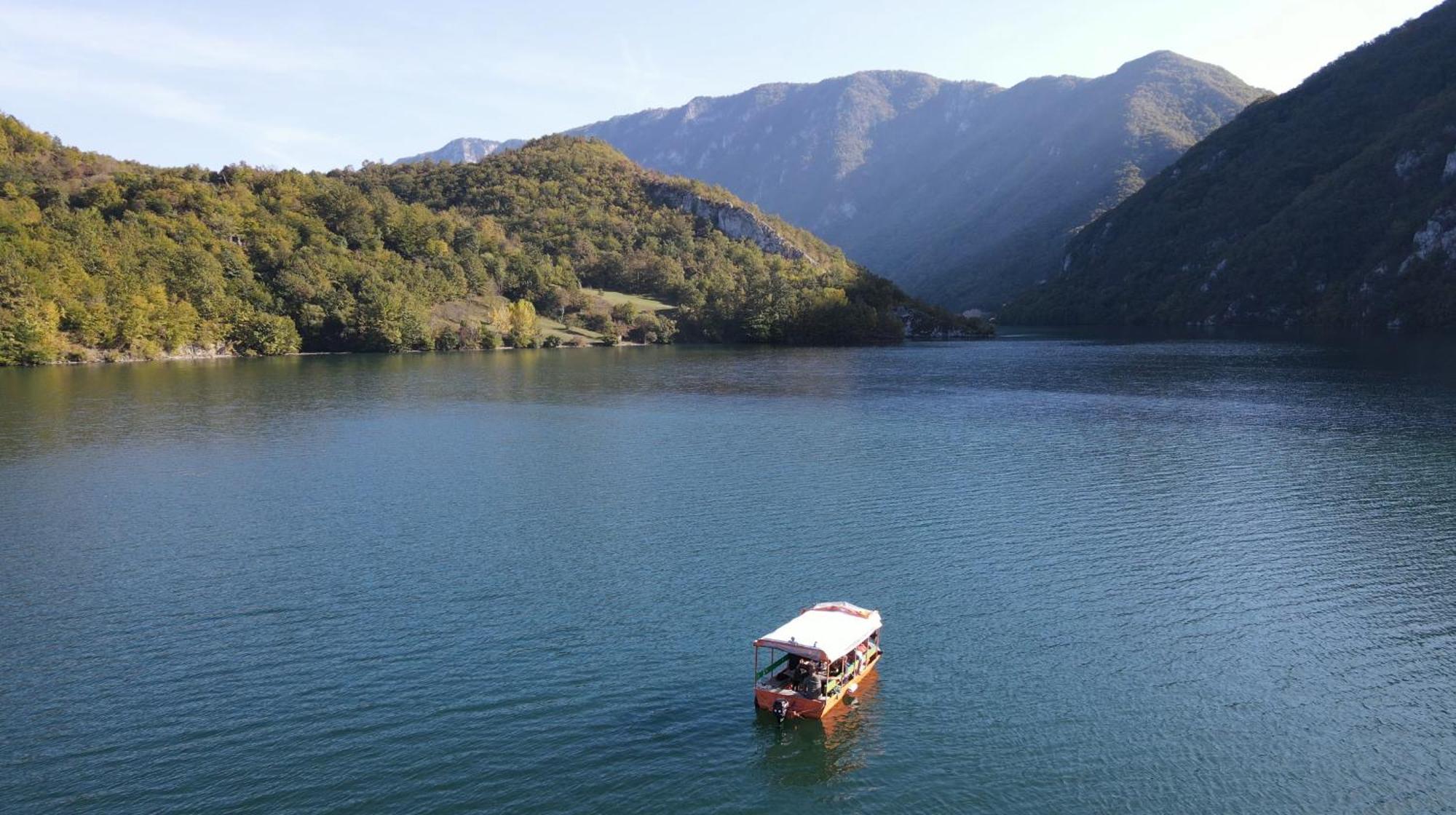 Rusticna Kuca Crvena Stena U Blizini Kucice Na Drini Bajina Basta Esterno foto